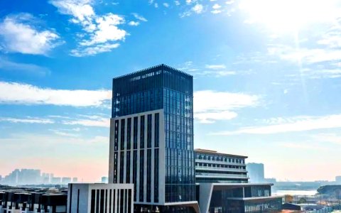 文岭生活城快速推进：房屋拆除加速地块开发与产业布局